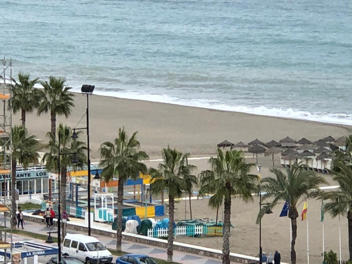 Torremolinos, Playa Del Bajondillo, Primera Linea Bagian luar foto