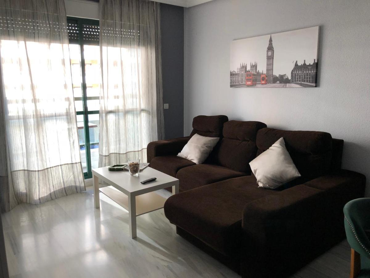Torremolinos, Playa Del Bajondillo, Primera Linea Bagian luar foto